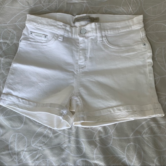CK Jean Shorts - Picture 1 of 4